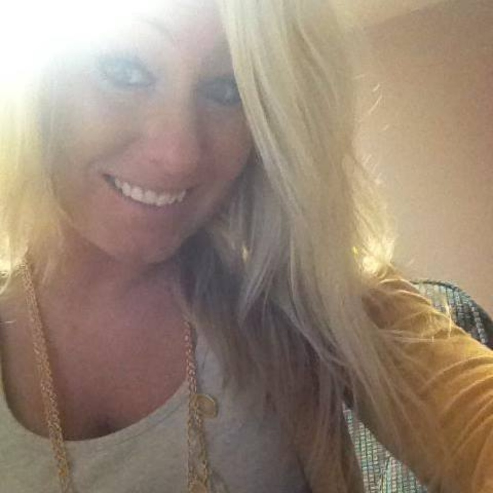 Meet your Posher, Liz